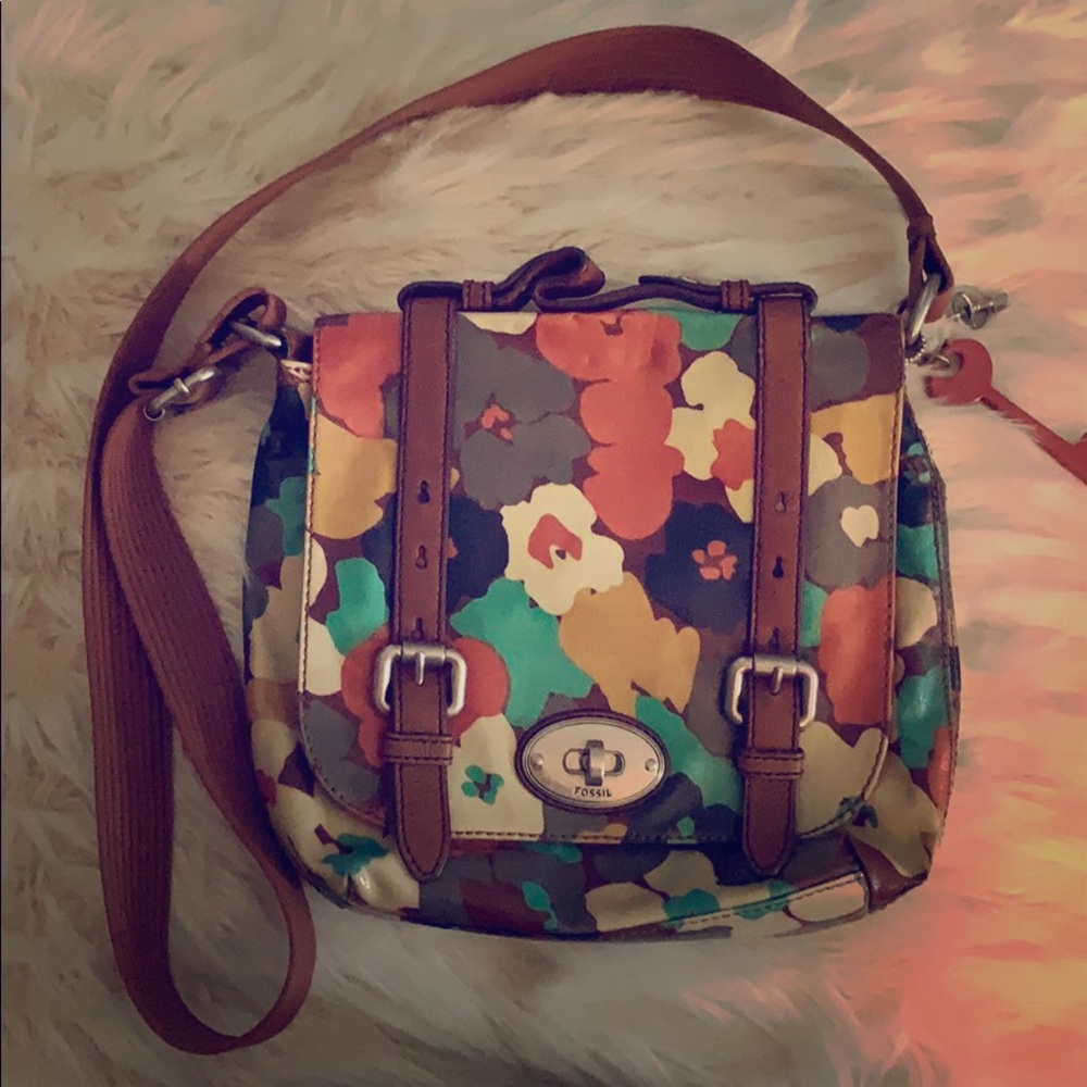 Fossil crossbody